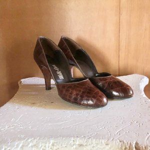 VINTAGE ALLIGATOR PUMPS circa 1950's Size 7